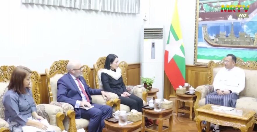 ပြည်ထောင်စုဝန်ကြီး ဒေါက်တာကံဇော်