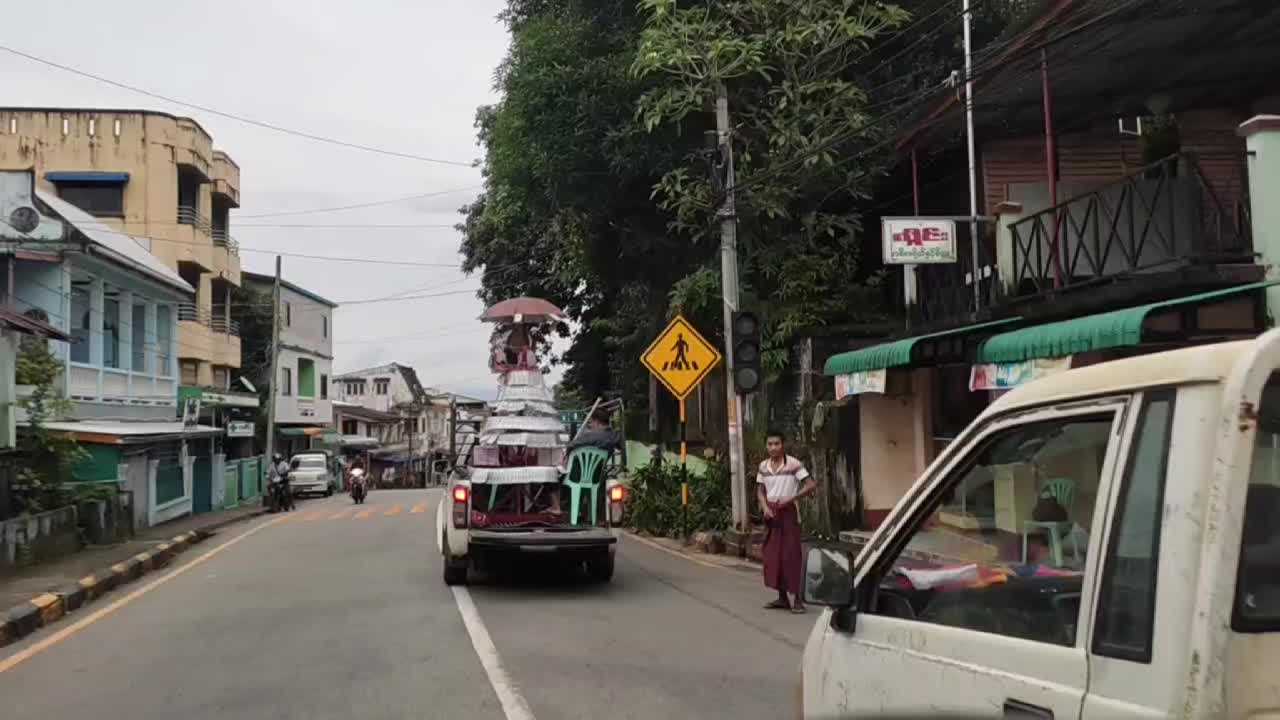 ကော့သောင်းမြိုတွင် (၃၀)ကြိမ်မြောက်ခရိုင်နှင့်မြိုနယ်ဝန်ထမ်းပေါင်...