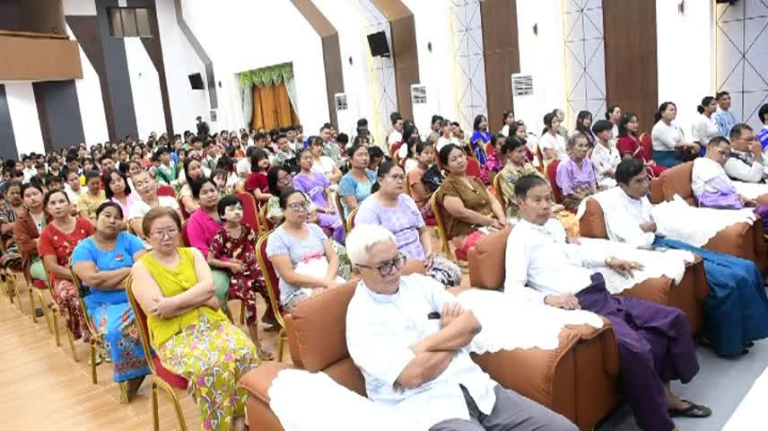 တနင်္သာရီတိုင်းဒေသကြီးဝန်ကြီးချုပ်ဦးမြတ်ကို တိုင်းရင်းသားများအတ...